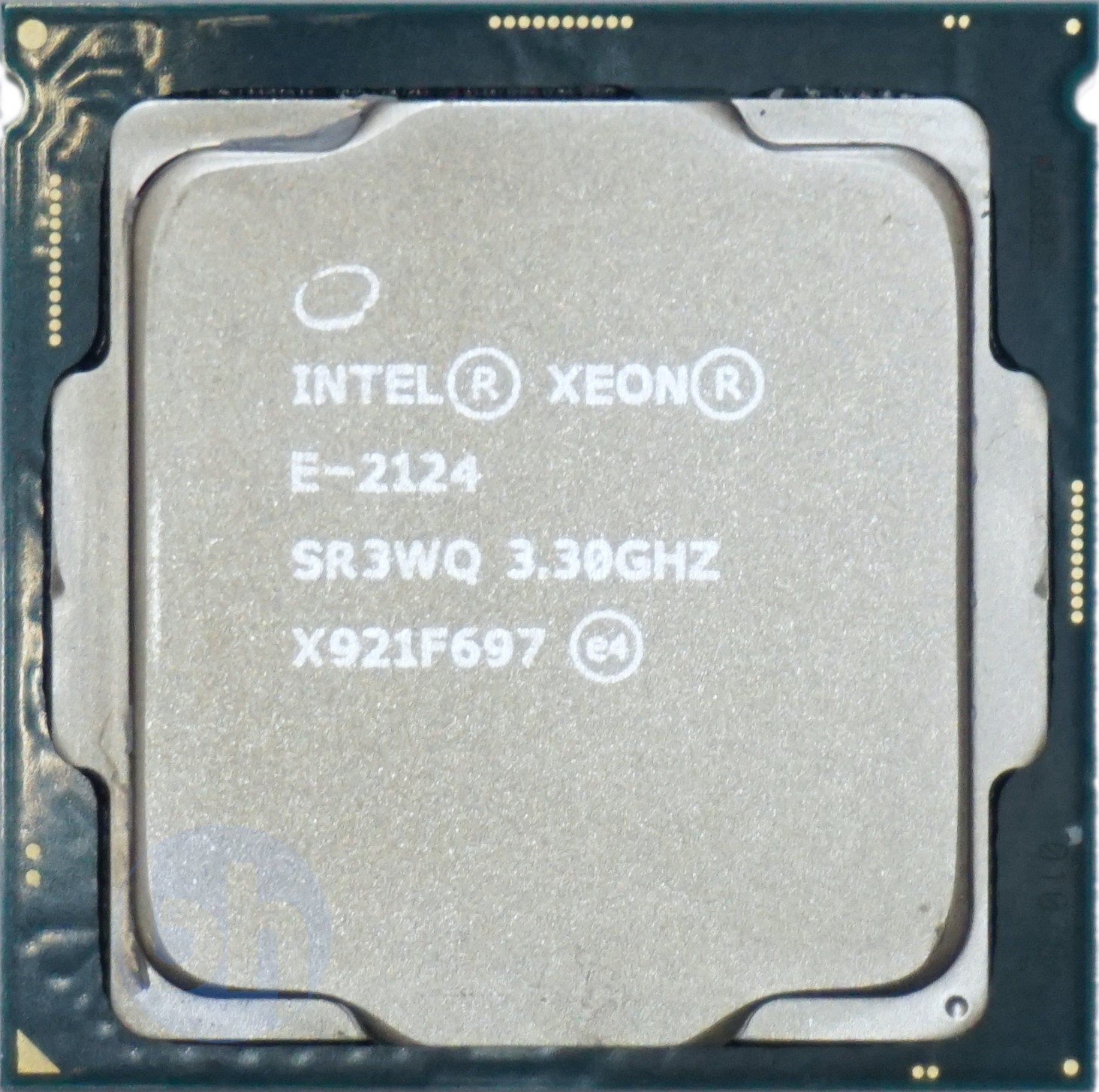 Intel xeon e-2124